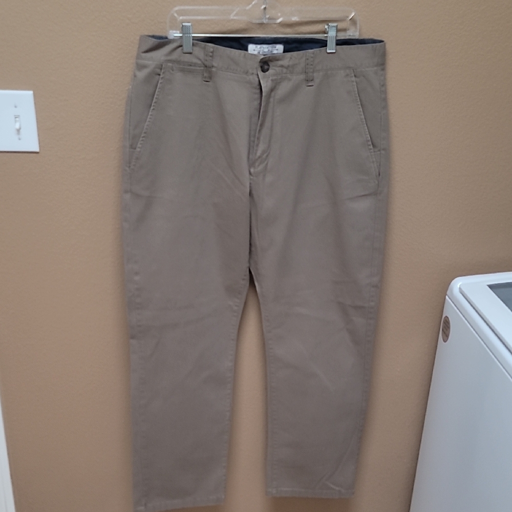 Men's Tan Chinos 🤎